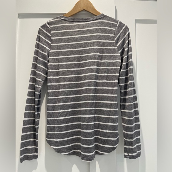 Long sleevee striped top - Picture 2 of 3